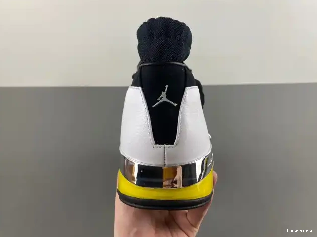 HYPE FJ0395-100 17 Lightning Air Jordan Low 0514